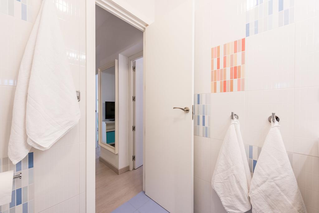 Latina Sol Lägenhet Madrid Exteriör bild